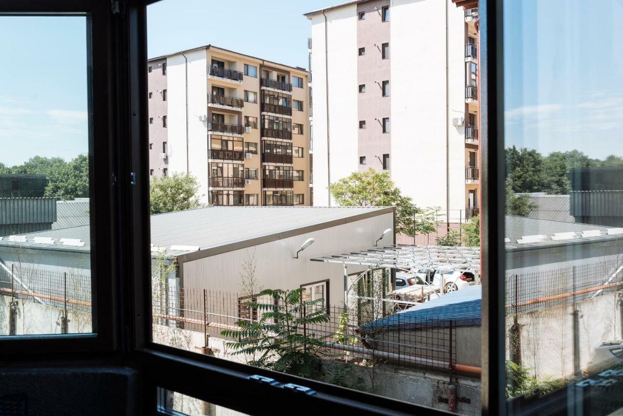 Luxury Flat 8 Near Metro Apartment Bucureşti Ngoại thất bức ảnh